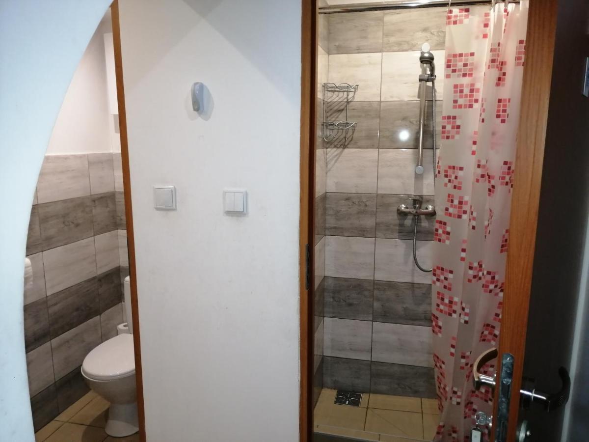 Hostel Gliwice Centrum Parking 外观 照片