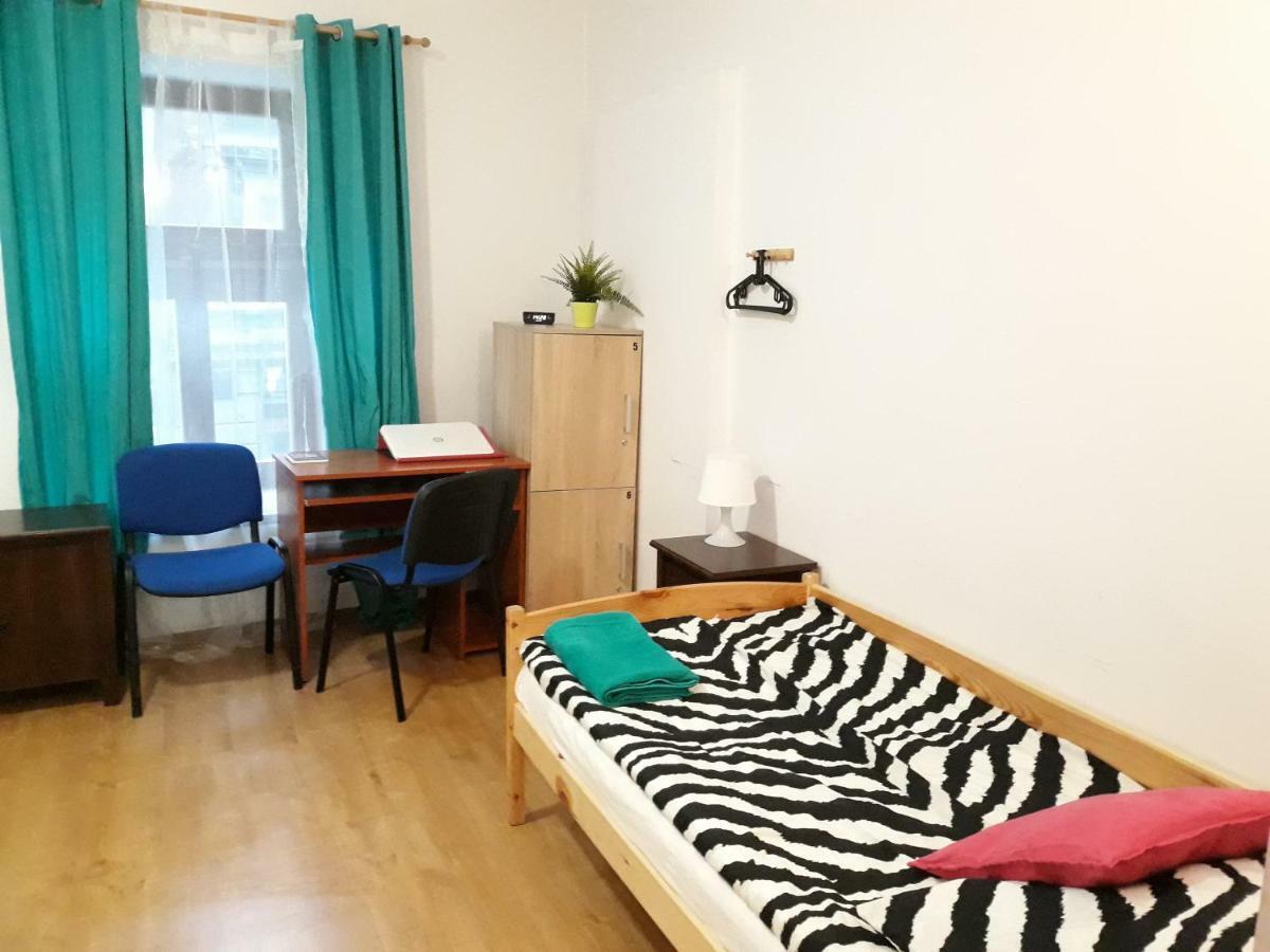 Hostel Gliwice Centrum Parking 外观 照片
