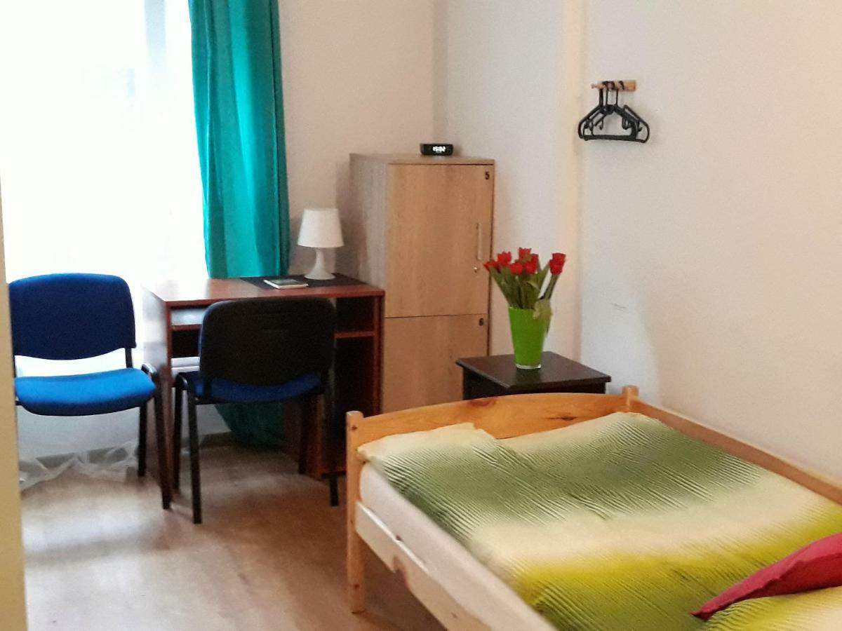 Hostel Gliwice Centrum Parking 外观 照片